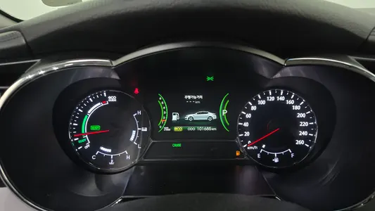 Kia K5 2011 8