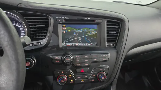 Kia K5 2011 12