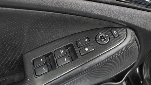 Kia K5 2011 28