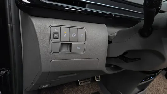 Hyundai Staria HEV 1.6 7 2024 17