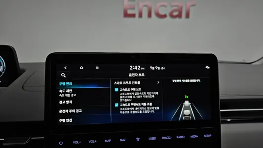 Hyundai Staria HEV 1.6 7 2024 32