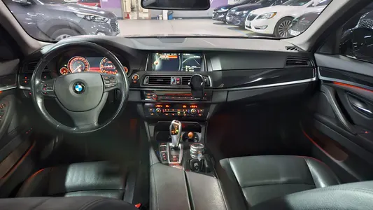 BMW 5 Series (F10) 520d xDrive M 2016 9