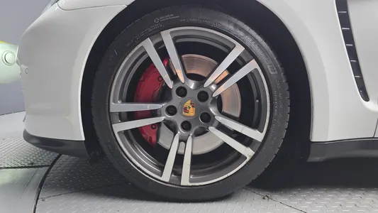 Porsche 파나메라 4.8 GTS 2016 5