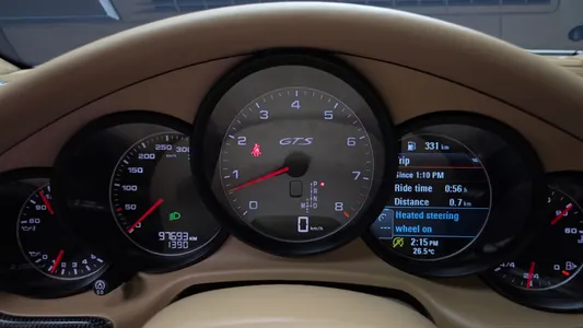 Porsche 파나메라 4.8 GTS 2016 8