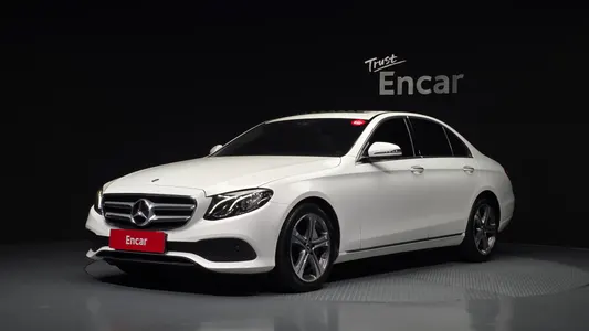 Mercedes-Benz E-Class W213 E300 2019