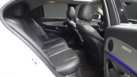 Mercedes-Benz E-Class W213 E300 2019 12