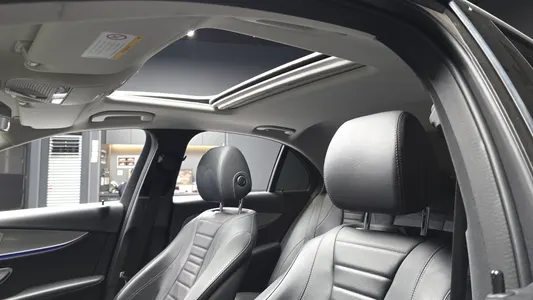 Mercedes-Benz E-Class W213 E300 2019 18