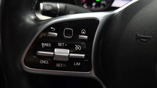 Mercedes-Benz E-Class W213 E300 2019 31