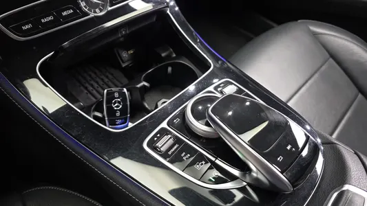 Mercedes-Benz E-Class W213 E300 2019 33