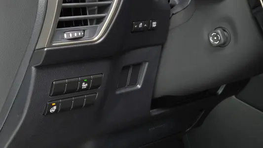 Lexus NX300h 2017 17