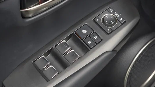 Lexus NX300h 2017 19