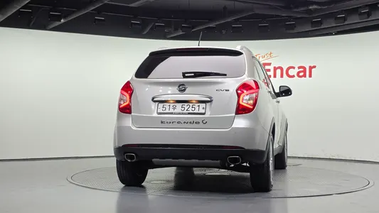 KG Mobility C 2.0 CVT 2WD 2014 4