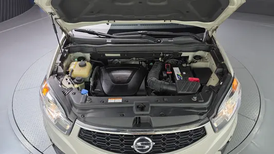 KG Mobility C 2.0 CVT 2WD 2014 6
