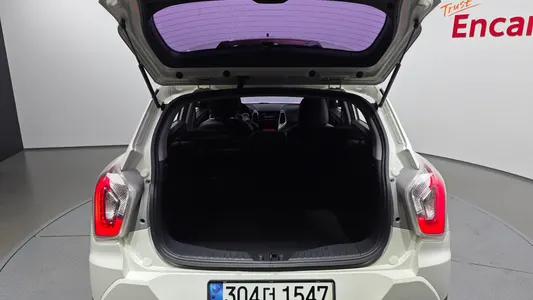 KG Mobility Tivoli LX 2WD 2015 20