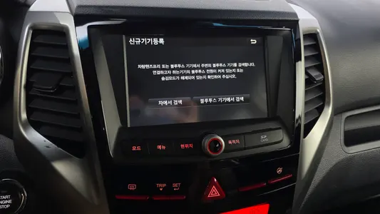 KG Mobility Tivoli LX 2WD 2015 16