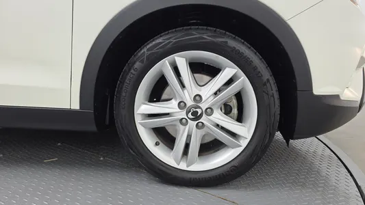 KG Mobility Tivoli LX 2WD 2015 21