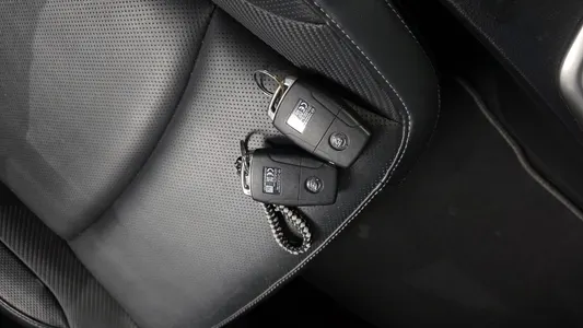 KG Mobility Tivoli LX 2WD 2015 31