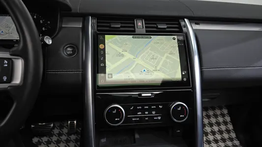 Land Rover 5 P360 R- SE 2023 11
