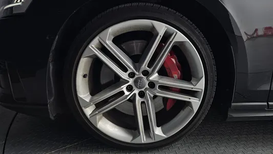 Audi S8 (D5) 4.0 TFSI LWB 2020 5