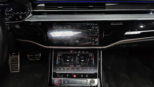 Audi S8 (D5) 4.0 TFSI LWB 2020 14