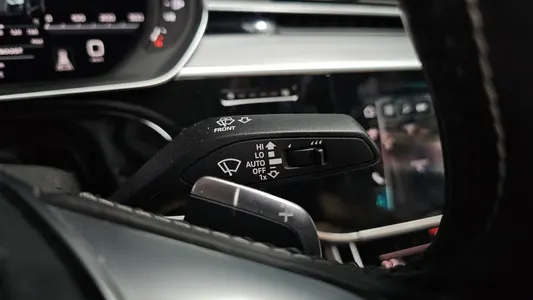 Audi S8 (D5) 4.0 TFSI LWB 2020 29