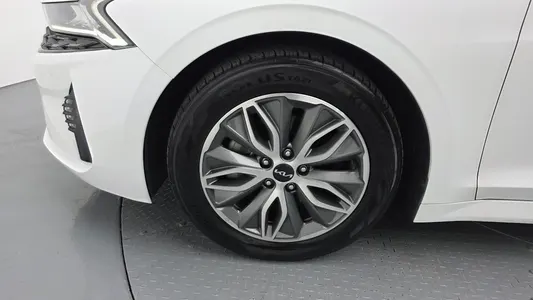 Kia K5 3 2022 5