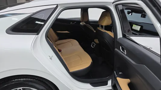 Kia K5 3 2022 11