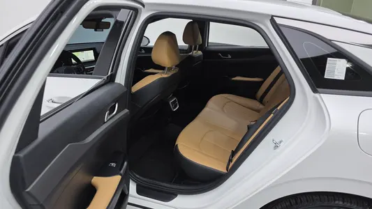 Kia K5 3 2022 30