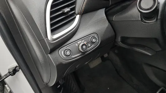 Chevrolet 트랙스 1.4 2019 16