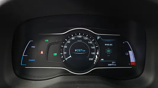 Hyundai 코나 일렉트릭 2018 8