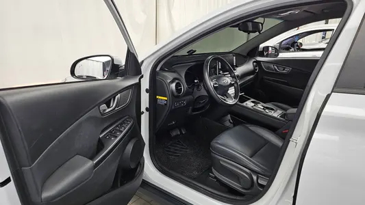 Hyundai 코나 일렉트릭 2018 10
