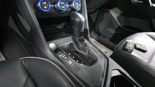 Volkswagen 2 2.0 TDI 2019 9