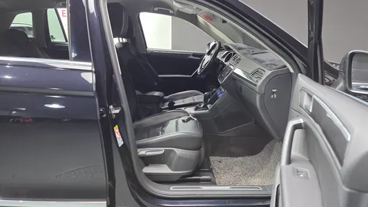 Volkswagen 2 2.0 TDI 2019 26