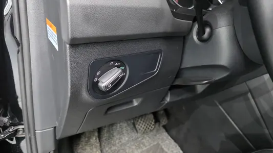 Volkswagen 2 2.0 TDI 2019 29