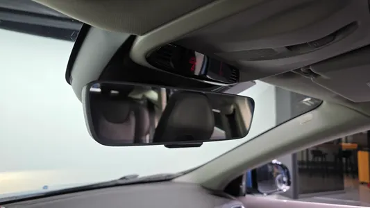 Volvo V40 D2 2015 19
