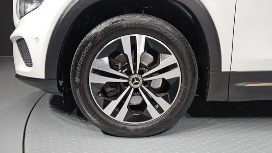 Mercedes-Benz GLB-Class X247 GLB220 2021 4