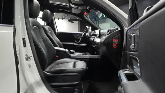 Mercedes-Benz GLB-Class X247 GLB220 2021 26