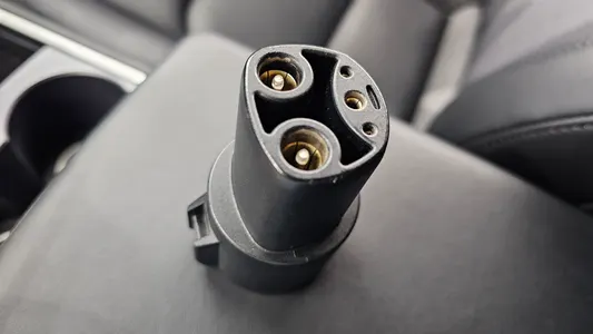 Tesla 3 AWD 2022 31