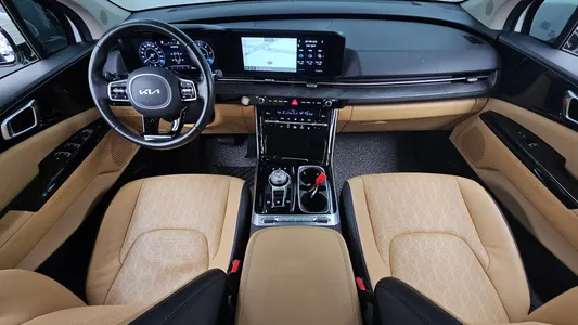 Kia Carnival 9 2023 7