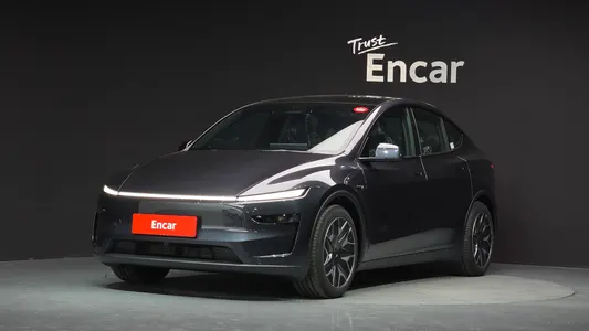 Tesla Y L AWD 2026