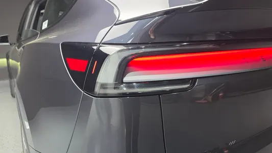 Tesla Y L AWD 2026 23