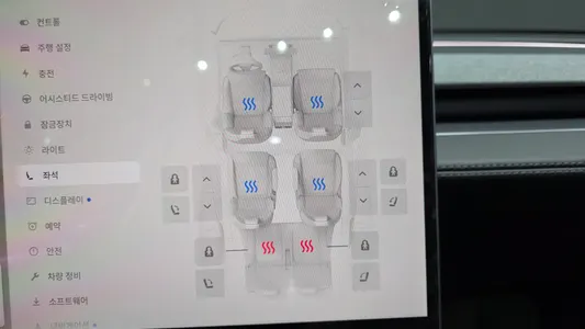 Tesla Y L AWD 2026 34