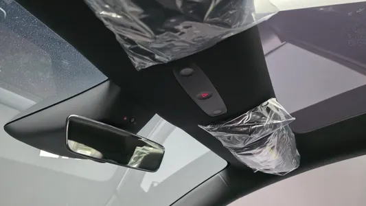 Tesla Y L AWD 2026 28