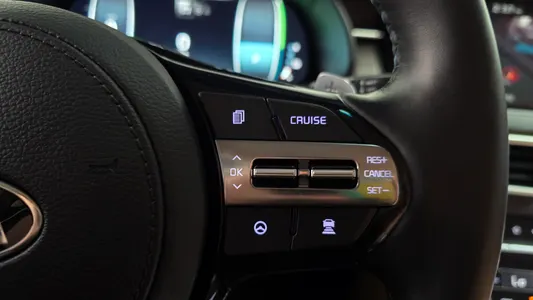 Kia K7 2020 16