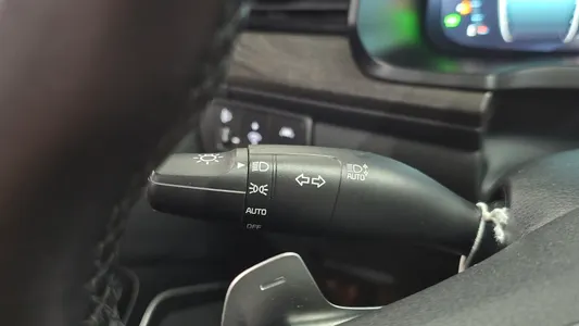 Kia K7 2020 29