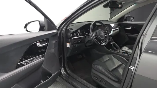 Kia 니로 1.6 HEV 2021 10