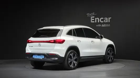 Mercedes-Benz EQA H243 EQA250 2025