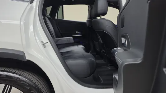 Mercedes-Benz EQA H243 EQA250 2025 10