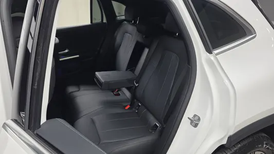 Mercedes-Benz EQA H243 EQA250 2025 11