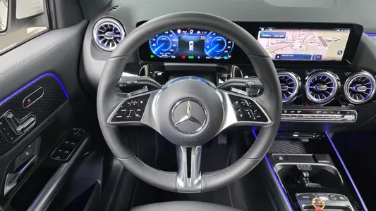 Mercedes-Benz EQA H243 EQA250 2025 13